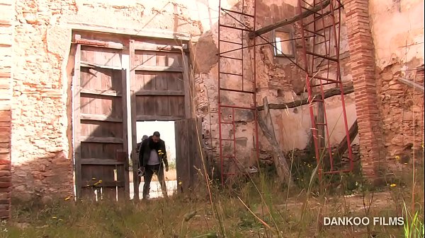 Play MP4 - Straight boys&comma; el motero y el t&iacute;o que hace dedo&period;&period; Con Toni Luzi y Rafa&period;