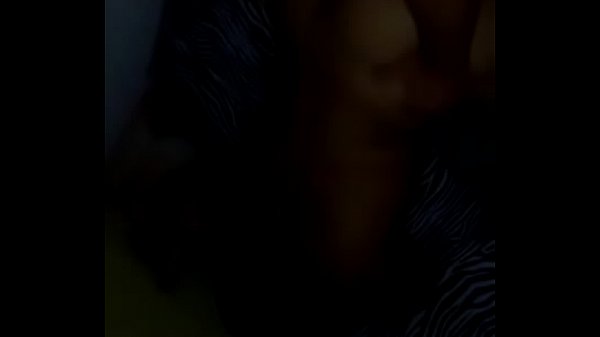 Play MP4 - cachorra gemendo na rola