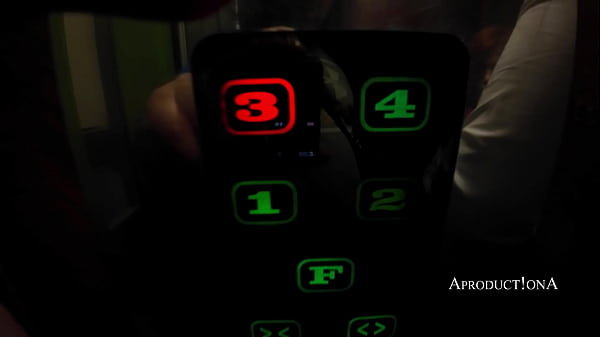 Nonton Wetting Jeans Slurping Pee Of The Floor And Pee thumbnail