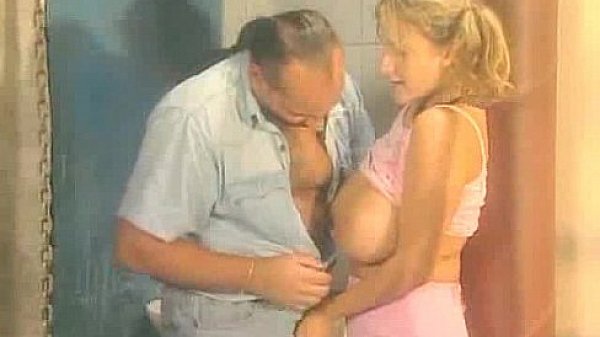 Cassandra big natural tits 