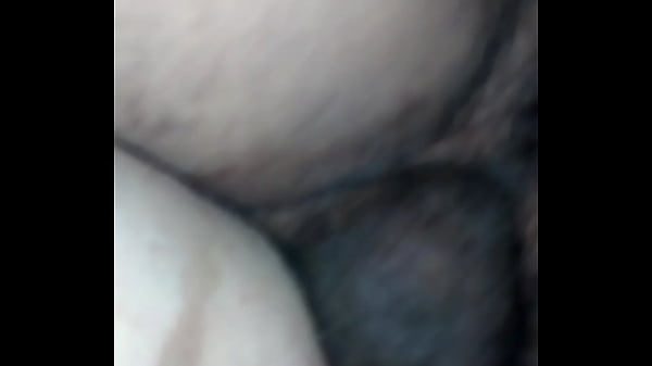 Enterrando el culito de Gaby