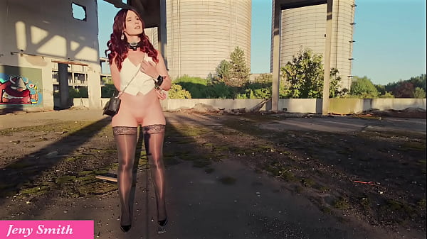 Play MP4 - Jeny Smith caught in public place naked and locked