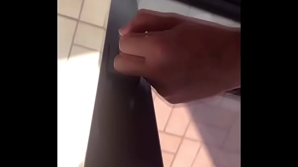 Play MP4 - COMI MEU AMIGO E GOZEI DENTRO