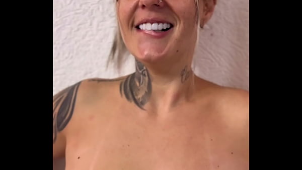 Puta safada me ofereceu um pix de 1000$ ou um boquete misterioso