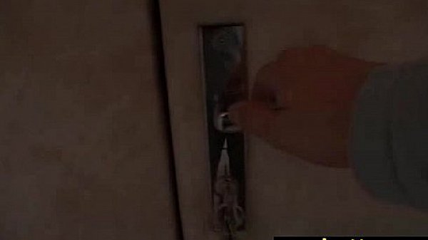 Nonton Hairy Hippy Chick Gets Dicking 19 thumbnail