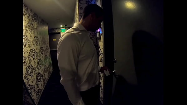 Nonton Hotwife Submissive Slut Is Picked Up And Fucked In Hotel Room And Receives Facial thumbnail