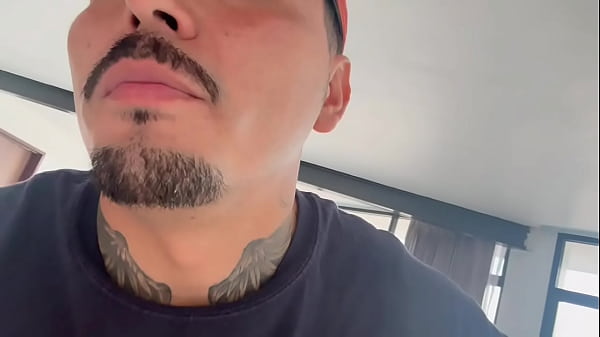 Play MP4 - Rompi&eacute;ndole el culo a un suscriptor&comma; me viene a visitar para conocerme y mis intenciones fueron vaciarme en el