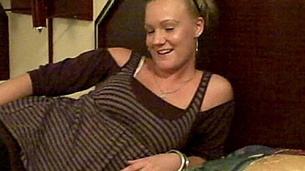 SHE SUCKED N FUCKED ME.AVI 