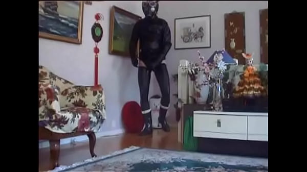 AloneInLatex09071999