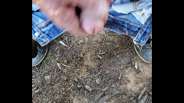 Play MP4 - Me Cumming In The Woods 082721