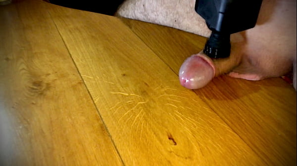 Play MP4 - Huge cumshot&excl; White dick&period;