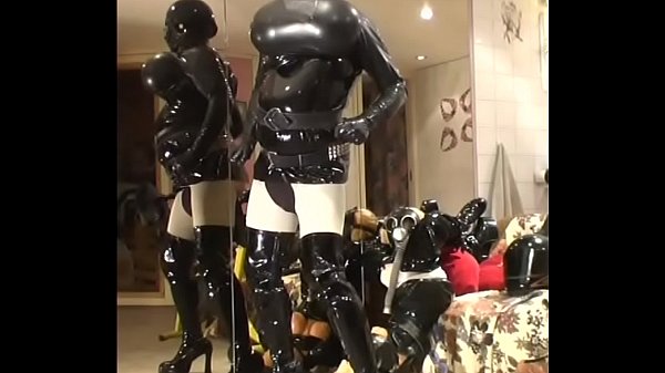 Roxina2005BizarreRetroSlut220205.WMV