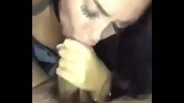 Play MP4 - Samara SC sucking dick