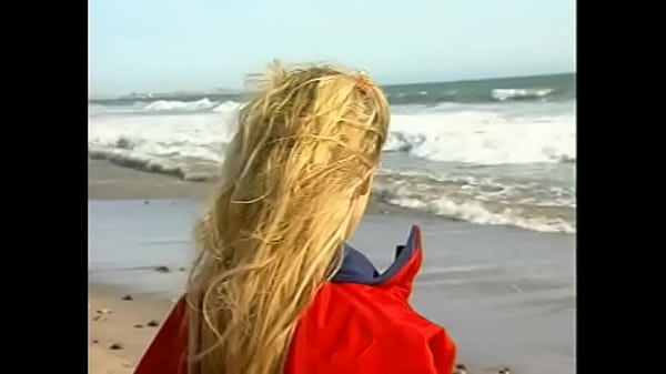 Play MP4 - The tattooed male excites with his tongue and licks the wet pussy of a beautiful blonde with big tits before a hot fuck