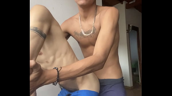 SEXO EN EL SAUNA GAY 