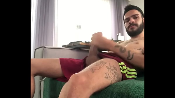 I gave that hot milk to my friend 