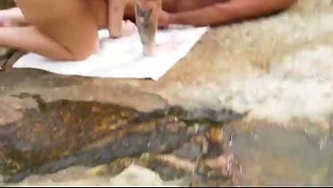 Ruiva casada e loira safada fica nua na praia