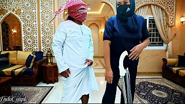 Muslim Hijab Indonesian Housemaid Asked To Suck Boss Dick And Swallows Cum thumbnail