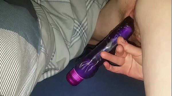 Solo milf masterbating with a vibrator big rubber cock