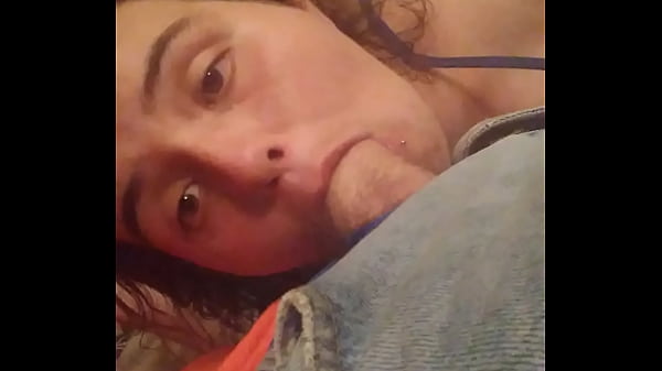 Young Aprilloves deep throating boyfriend_dick