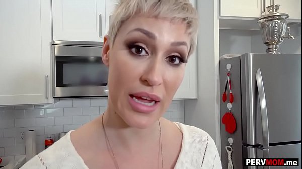 Nosey stepmom with short hair_fucked in the kitchen