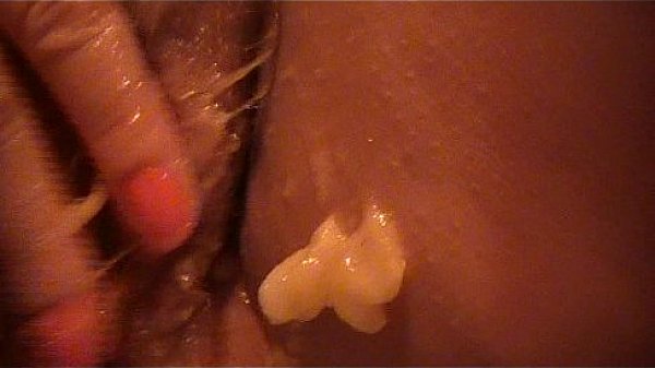 Sexy 50 yr old mature solos it with banana 2 