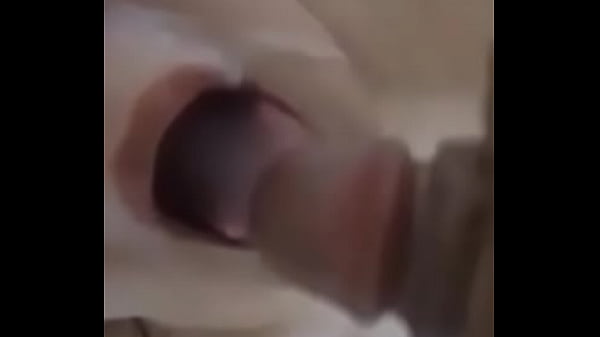 Corno Assistindo Eu Da Meu Cu E Deixar O Comedor Fuder Minha Boca thumbnail