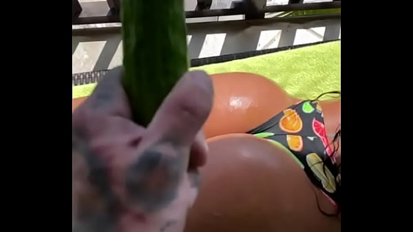 MOSTRANDO UN RICO CULAZO PARA CULIAR BIEN RICO