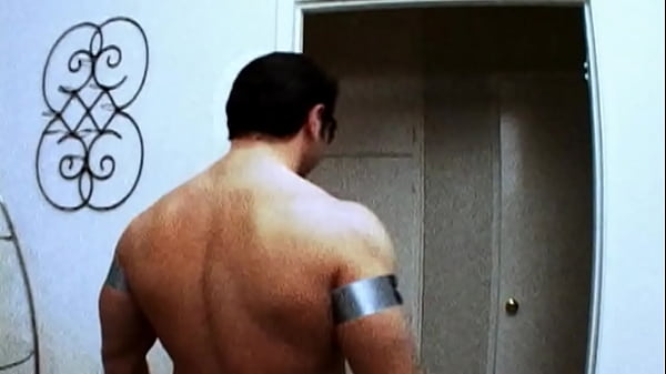 Nonton Girl From Closet And Fucked In A Muzzle Bdsm thumbnail