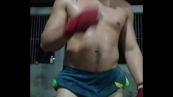 Nonton Adulto Treinando Pesado thumbnail