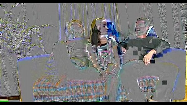 Nude prettygirl gets tits_sucked