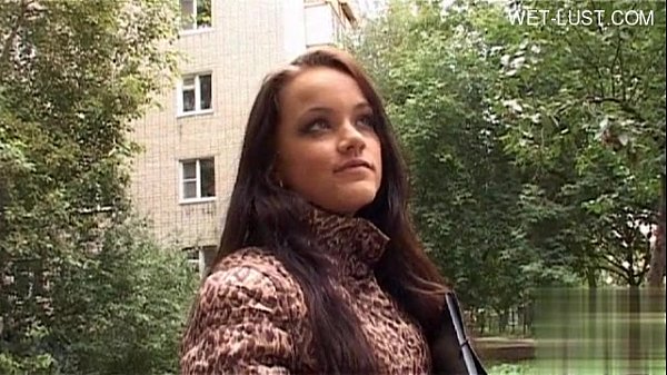 Sexyhousewife firstcum swallow