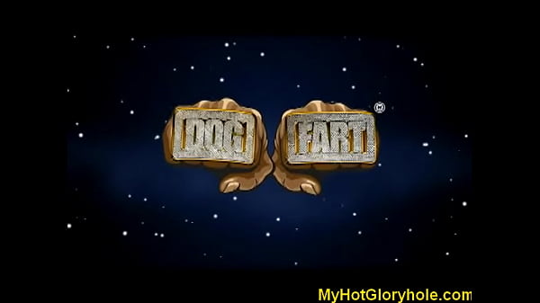 Nonton Gloryhole Blowjob - Horny Babe Sucking Cock 32 thumbnail