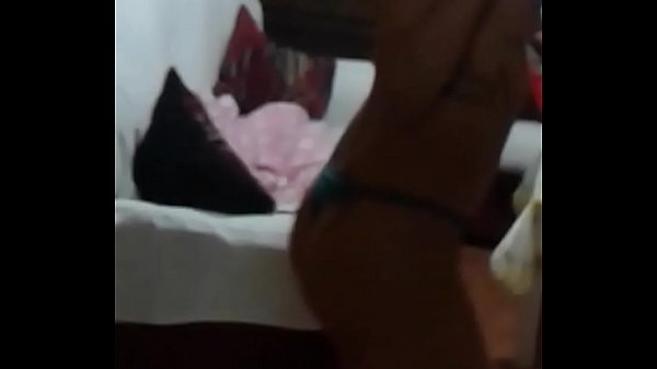 Lusesita bailando entanga