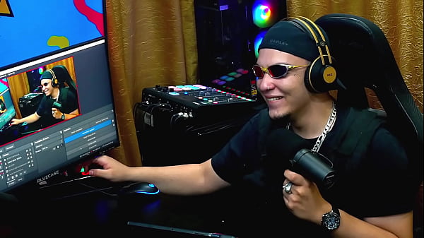 Nonton A Milf Sheipada Colocou Os Peit&otilde;es Para Fora E Jogou Na Cara Do Ruan, Ela &eacute; Gostosa Demais! - Fabi Drumond - P&aacute;pum No Barraco! thumbnail