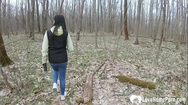 Brunette hottie sucks my cock in the woods 