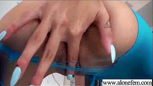 Lonely girl janice griffith insert in her holes all kind of stuffs mov