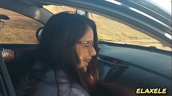 Safada levando rola no motel escondida do marido...... 