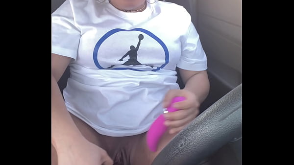 Freak GetsCaught_in Parking Lot Fucking her PussyIn Car