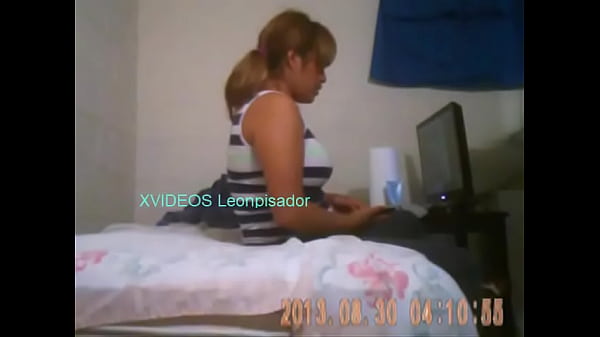 Play MP4 - Cojieno Con La Amiga De Mi Novia