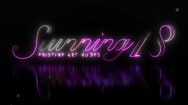 Nonton Blonde Beauty Nadin Has Both Holes Filled With Her Warm Fingers! thumbnail