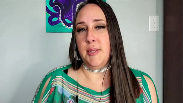 Stinky feet, sneakers and CEI - let's talk about foot fetishes! 