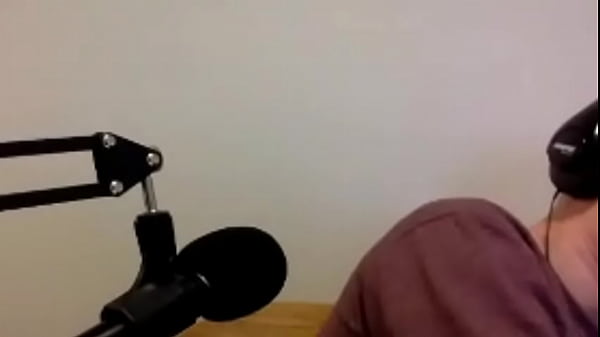 Because it taint a butt and it taint a nut 