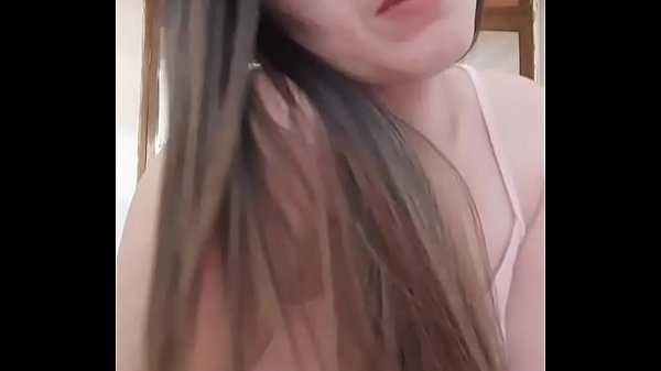 Play MP4 - Sensualizando &period;&period; mostrando meus burquinhos&period;&period;&period; querendo te ver na video chamada