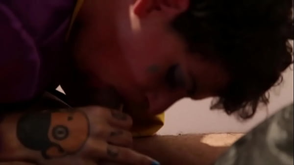 Casal Envolvido Em Ritual Selvagem Muito Sexo thumbnail