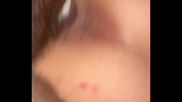 Play MP4 - Cuckold watches wife