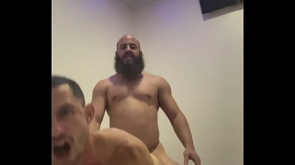 Bareback Gay Sex 26 03 thumbnail