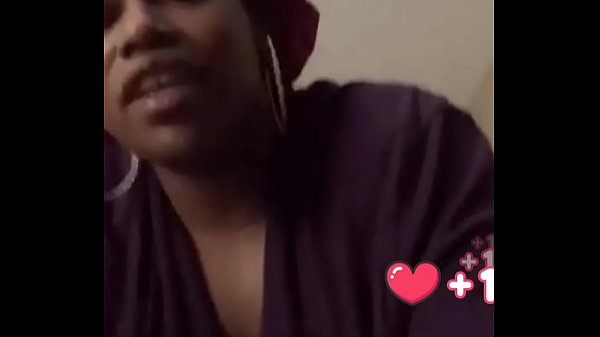 Beautiful black_girl showing her_big breast and_shaved pussy before getting banned on Bigo