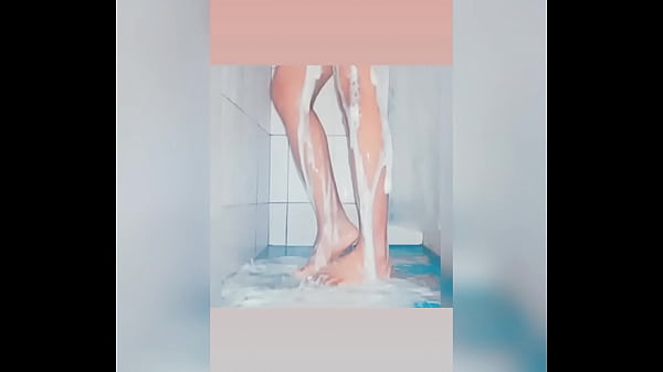 Ameera Khanna feet
