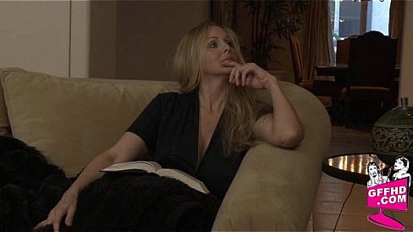 Nonton Girls Who Eat Pussy 0771 thumbnail